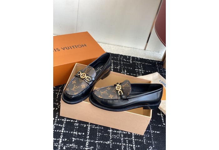 LOVT SNEAKER lv-437