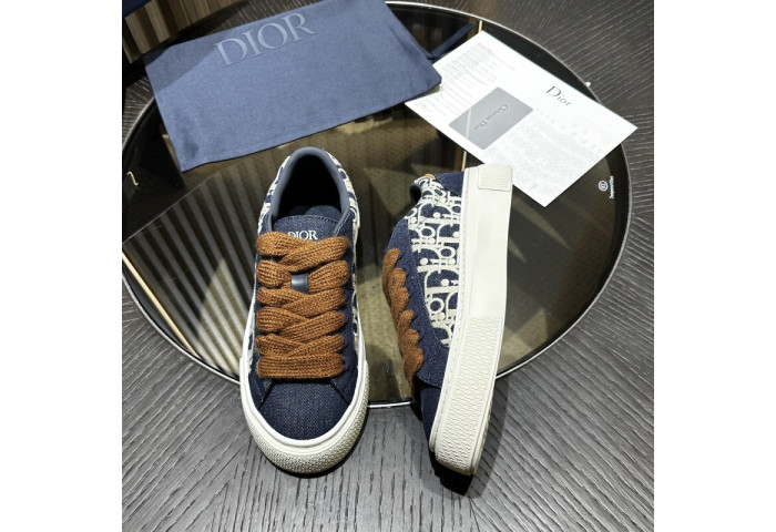 DR B33 LOW-TOP SNEAKERS DR-109