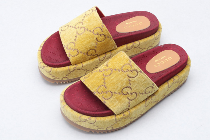 guc sandal