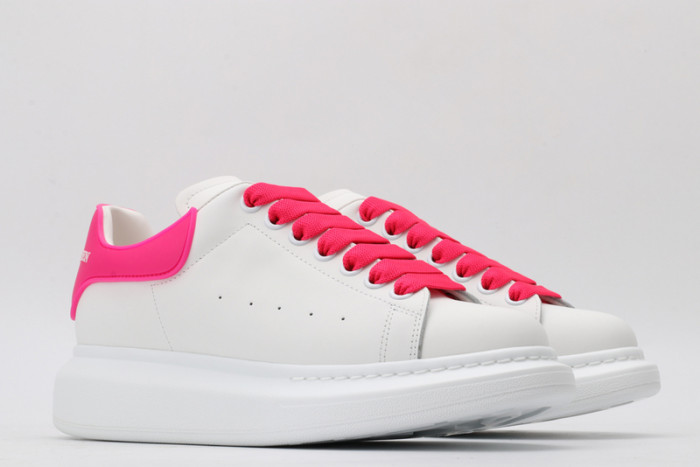 alex mcqu sneakers