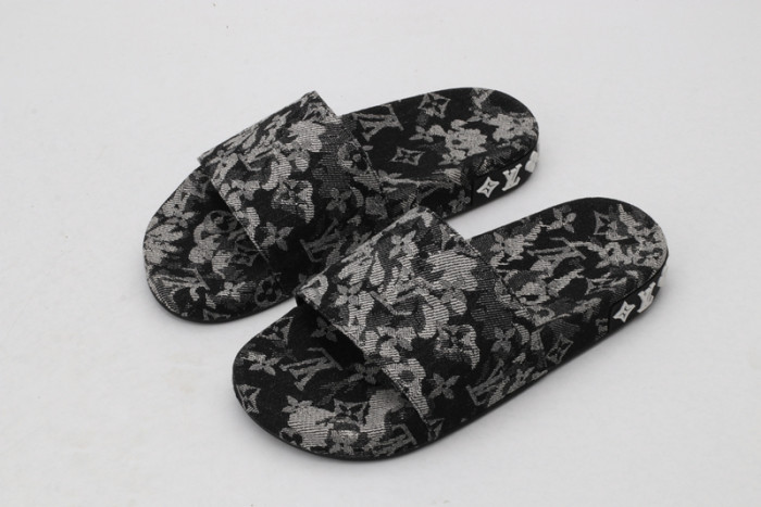 lovt sandal
