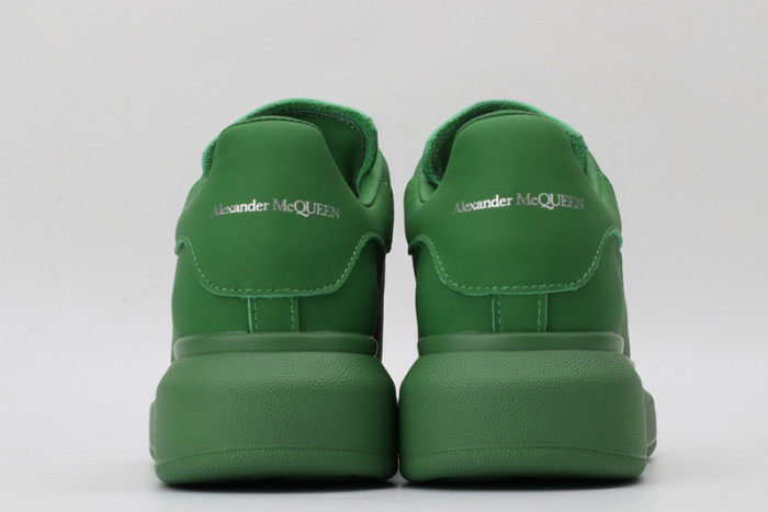 alex mcqu sneakers