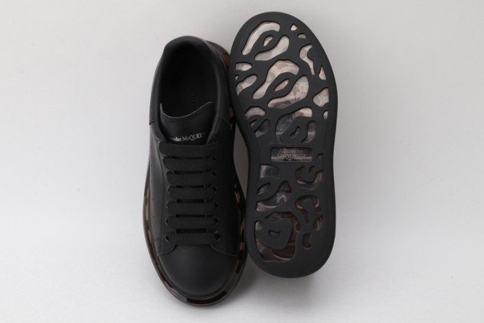 alex mcqu sneakers