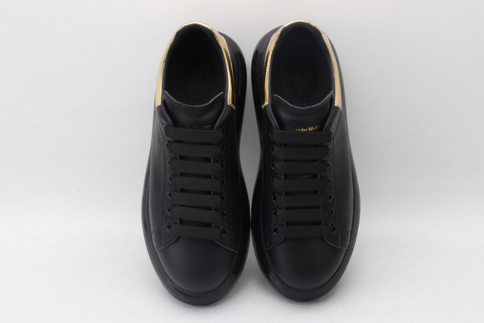 alex mcqu sneakers