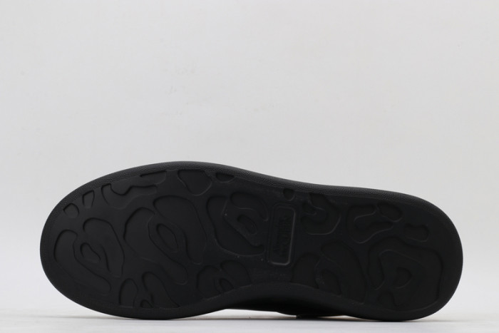 alex mcqu sneakers