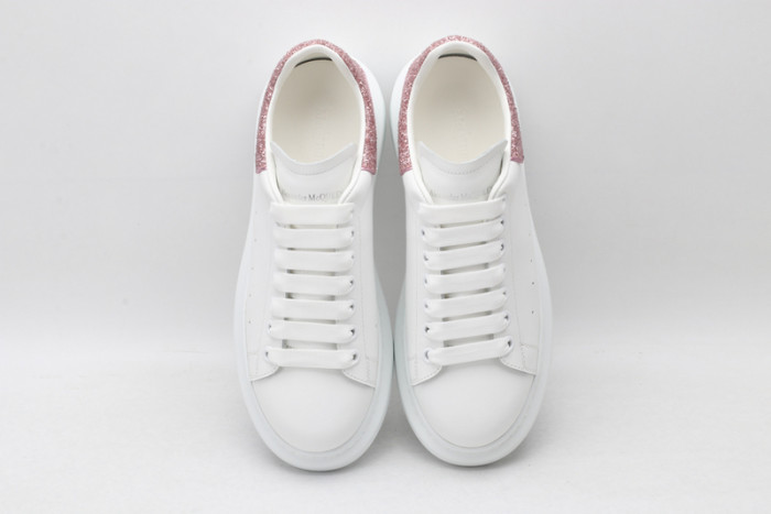 alex mcqu sneakers