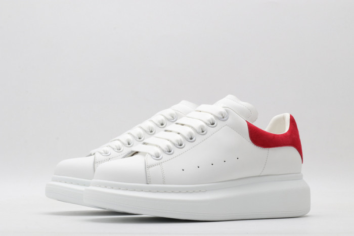 alex mcqu sneakers