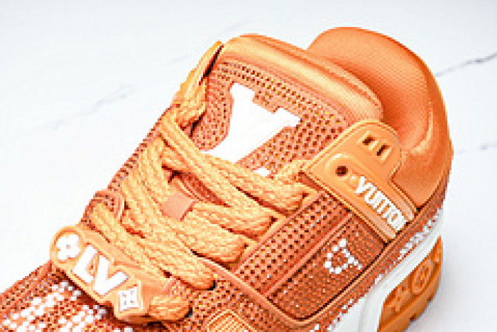 LOVT SNEAKER lv-201