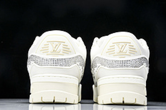 LOVT SNEAKER lv-202