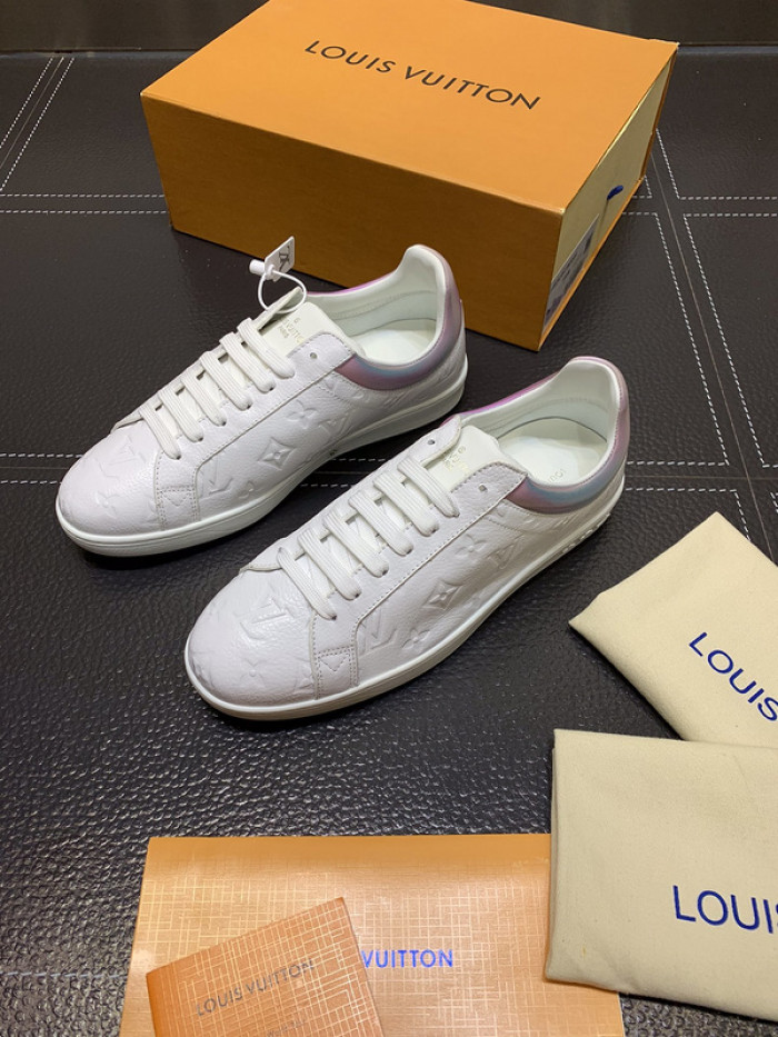 lovt sneaker