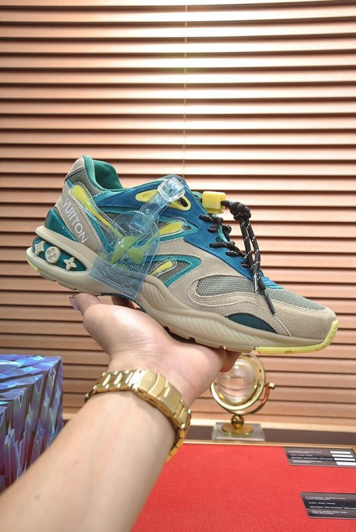 lovt sneaker