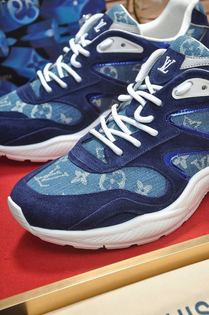 lovt sneaker