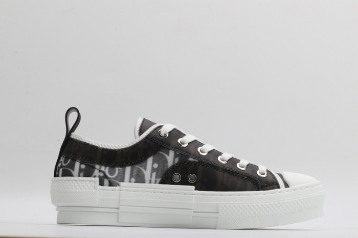 dr b23 homme kaws low-top sneaker