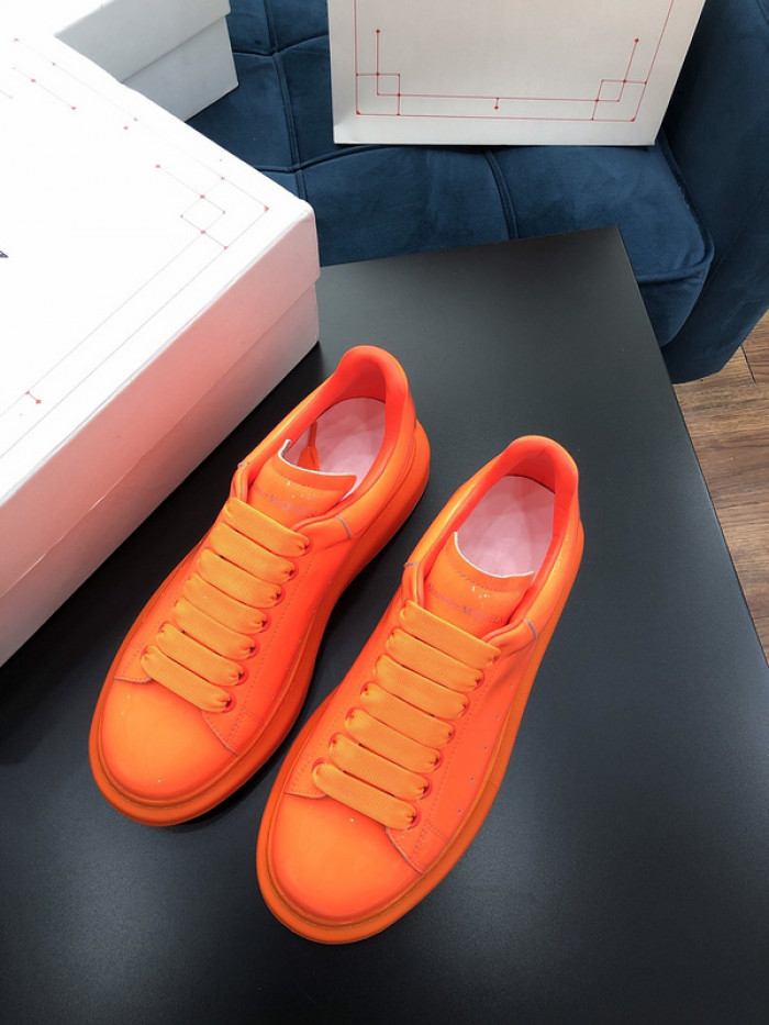 alex mcqu sneakers