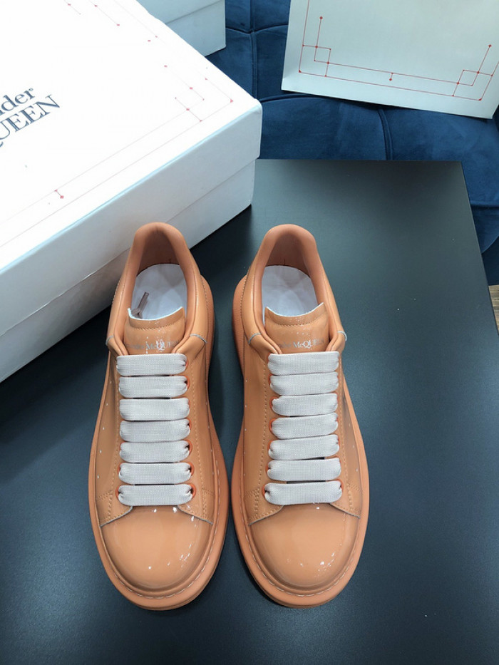 alex mcqu sneakers