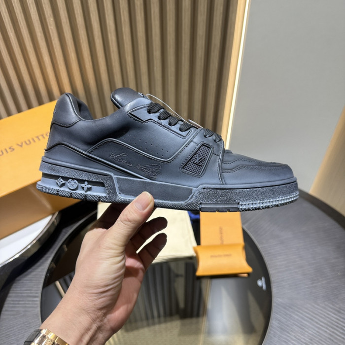 LOVT SNEAKER lv-258