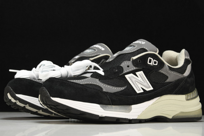 new Ba1an*e 992 black grey suede m992eb