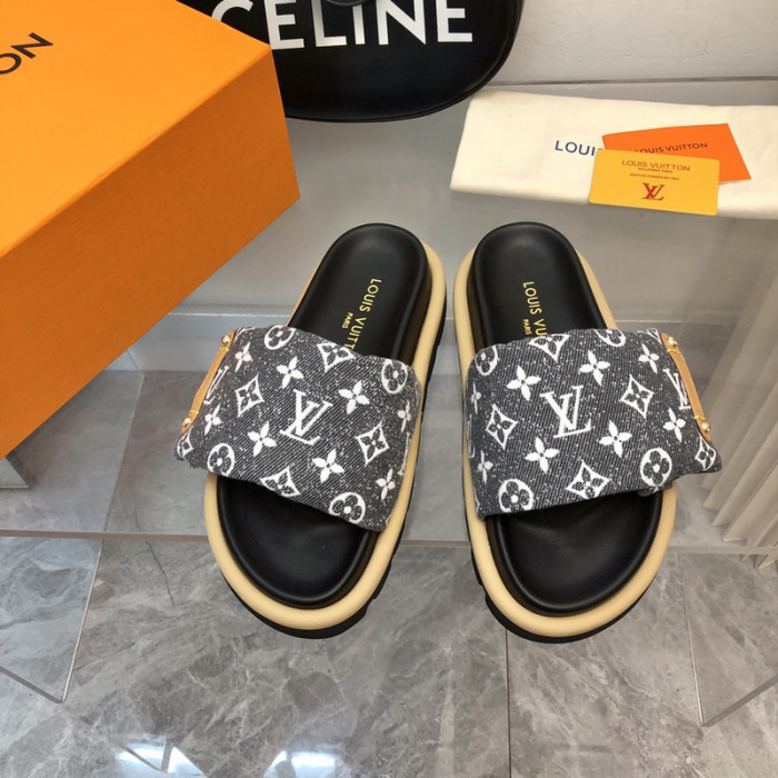 lovt sandal