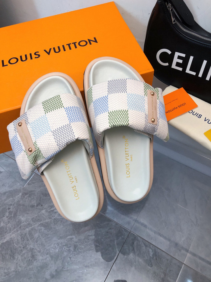 lovt sandal