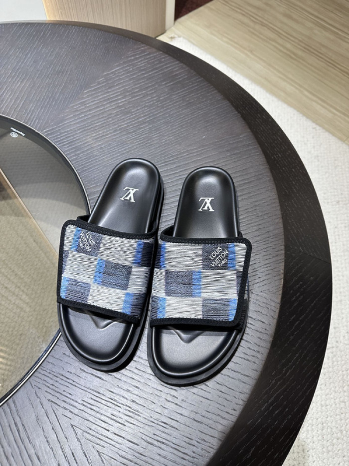 lovt sandal
