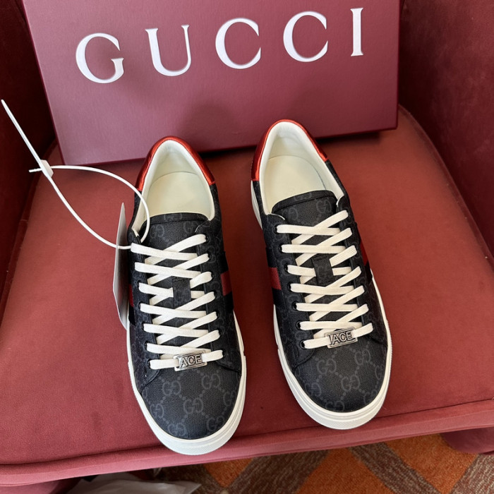 GI ACE EMBROIDERED LOW-TOP SNEAKER 90649