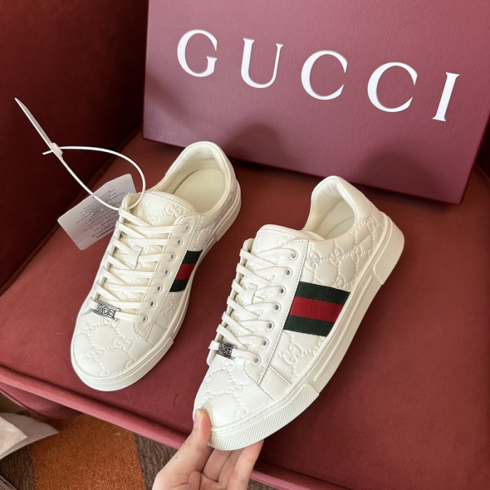 GI ACE EMBROIDERED LOW-TOP SNEAKER 90651