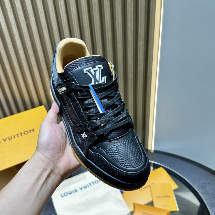 LOVT SNEAKER lv-332