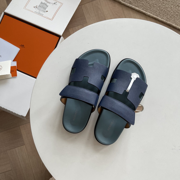 her slides 2405222