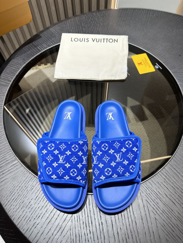 lovt sandal