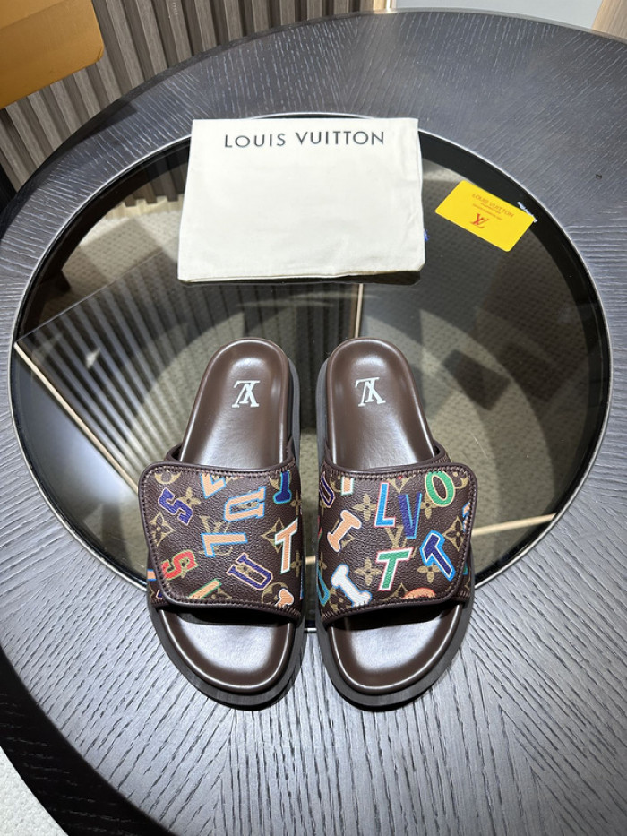lovt sandal