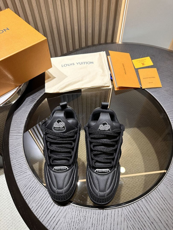 LOVT SNEAKER lv-492