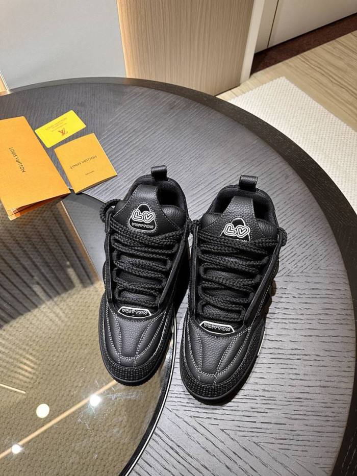 LOVT SNEAKER lv-492
