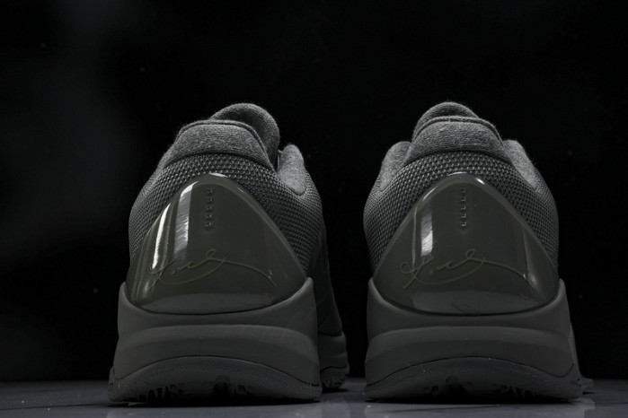 nike kobe 5 black mamba collection fade to black 869454-006