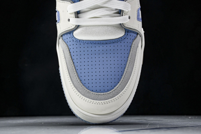 LOVT SNEAKER lv-366