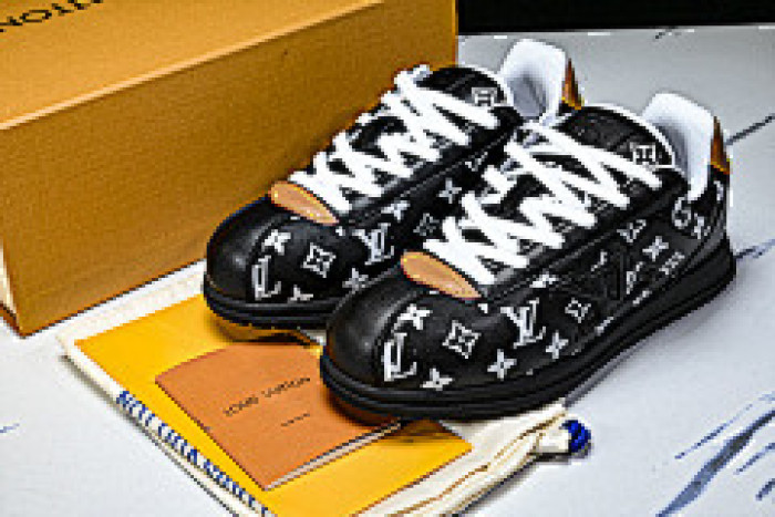 LOVT SNEAKER lv-422
