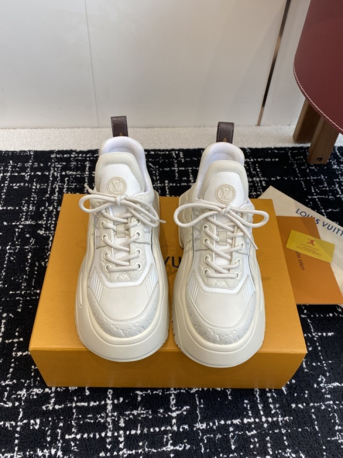 LOVT SNEAKER lv-426